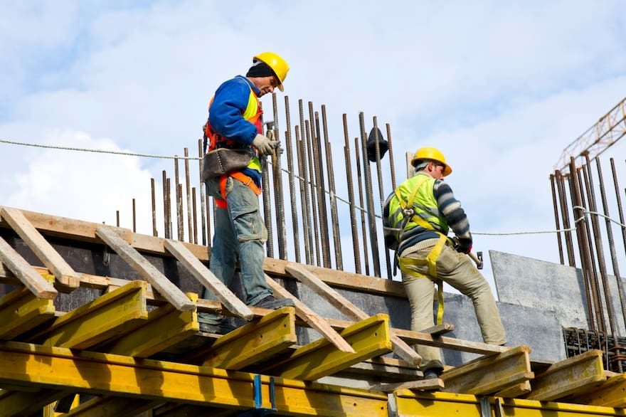 "Tengo cinco dólares en mi cuenta": la ola de despidos de latinos en EEUU por el fin del TPS