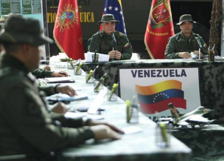 Padrino López aplica medidas desesperadas para evitar conflicto armado con EEUU