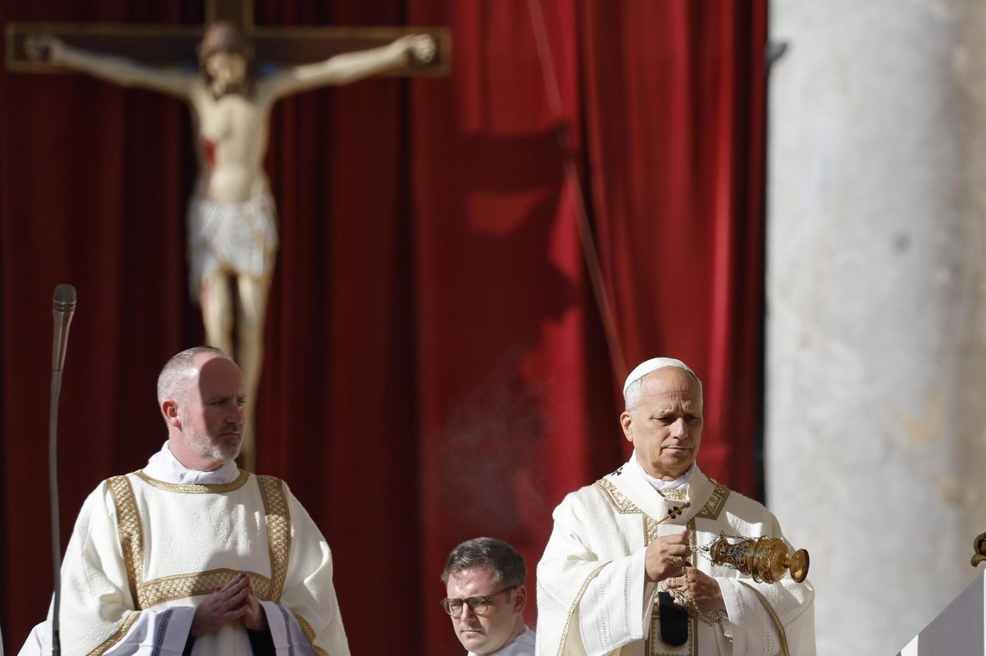 El papa León XIV pidió hacer de las escuelas y universidades "umbrales de una civilización de paz"