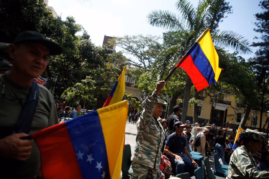Venezuela refuerza su defensa guerrillera ante posibles ataques de EE. UU.