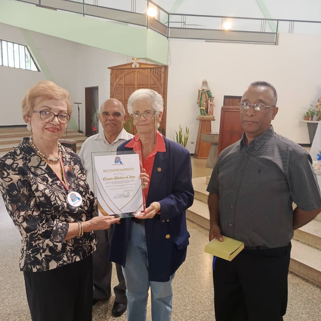 Conmemoraron los 67 años de la UDO en Bolívar