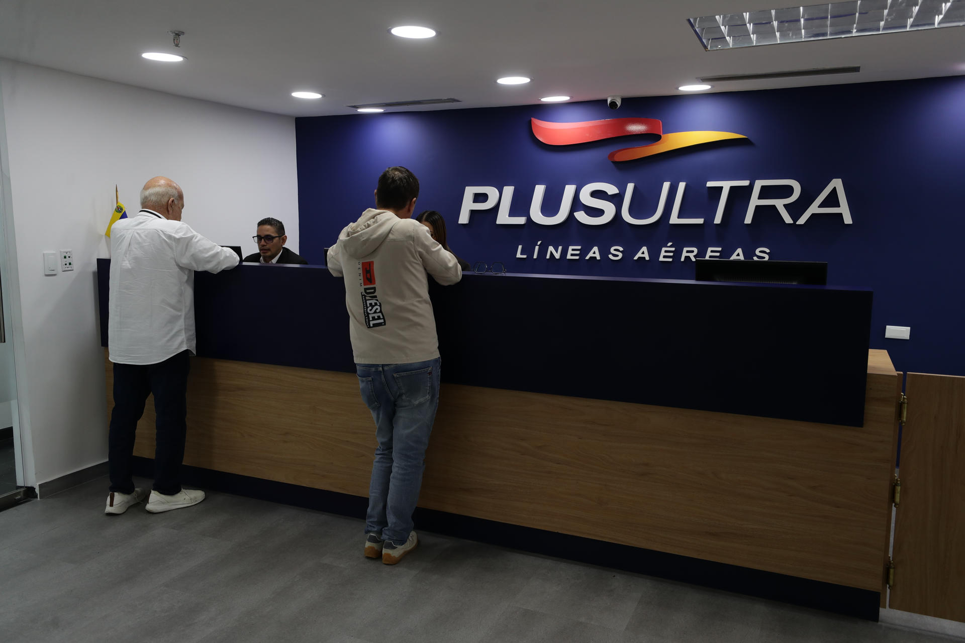 Plus Ultra usó rescate público para blanquear dinero de una organización vinculada a Venezuela