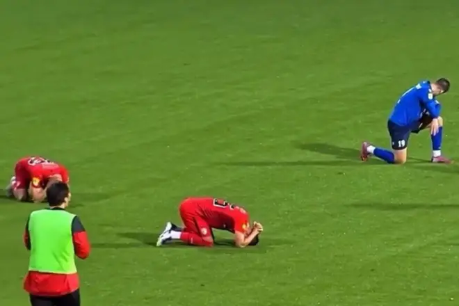 Entrenador murió tras sufrir un infarto en pleno partido de fútbol