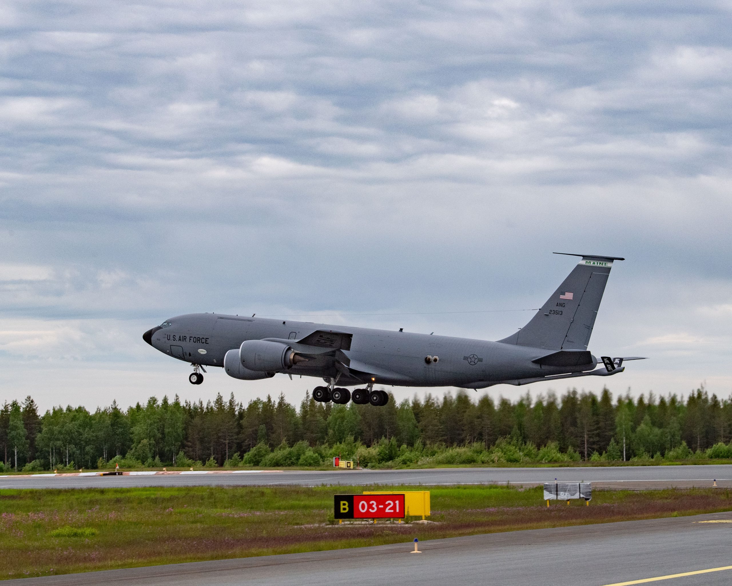 KC-135R Stratotanker aterrizó en Puerto Rico para ayudar con misiones prolongadas en cielos del Caribe