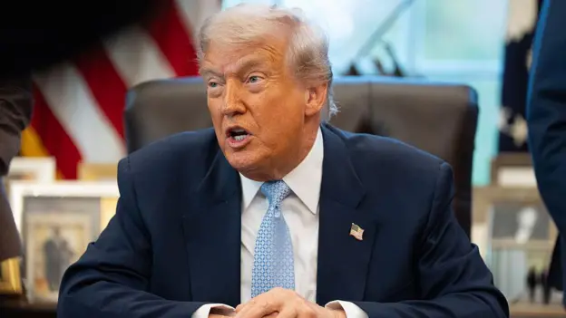 Qué pasa ahora con los archivos de Epstein luego de que Trump firmara una ley para publicarlos