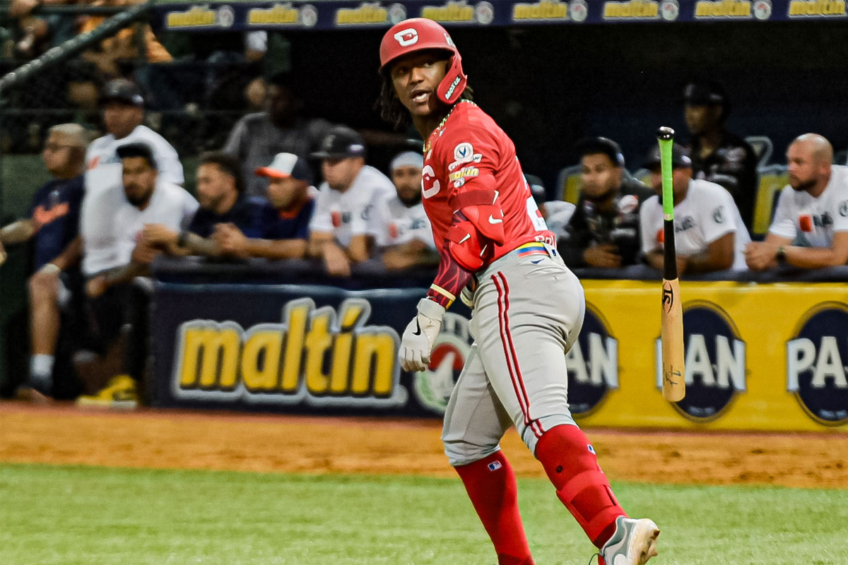 Cardenales le pasaron por encima a Caribes a punta jonrones