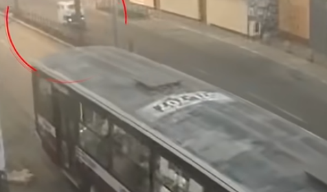 Capturaron a tres venezolanos vinculados a un atentado contra un autobús en Perú (Video)