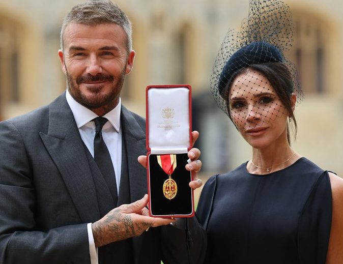 David Beckham, finalmente nombrado caballero por el rey Carlos III (VIDEO)