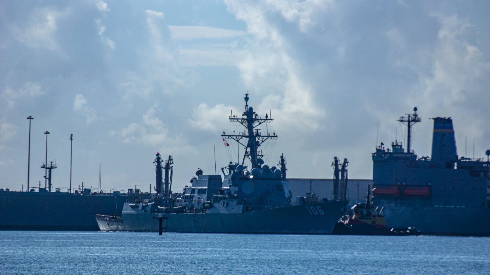 El destructor USS Stockdale fondeó en muelle al sur de Puerto Rico
