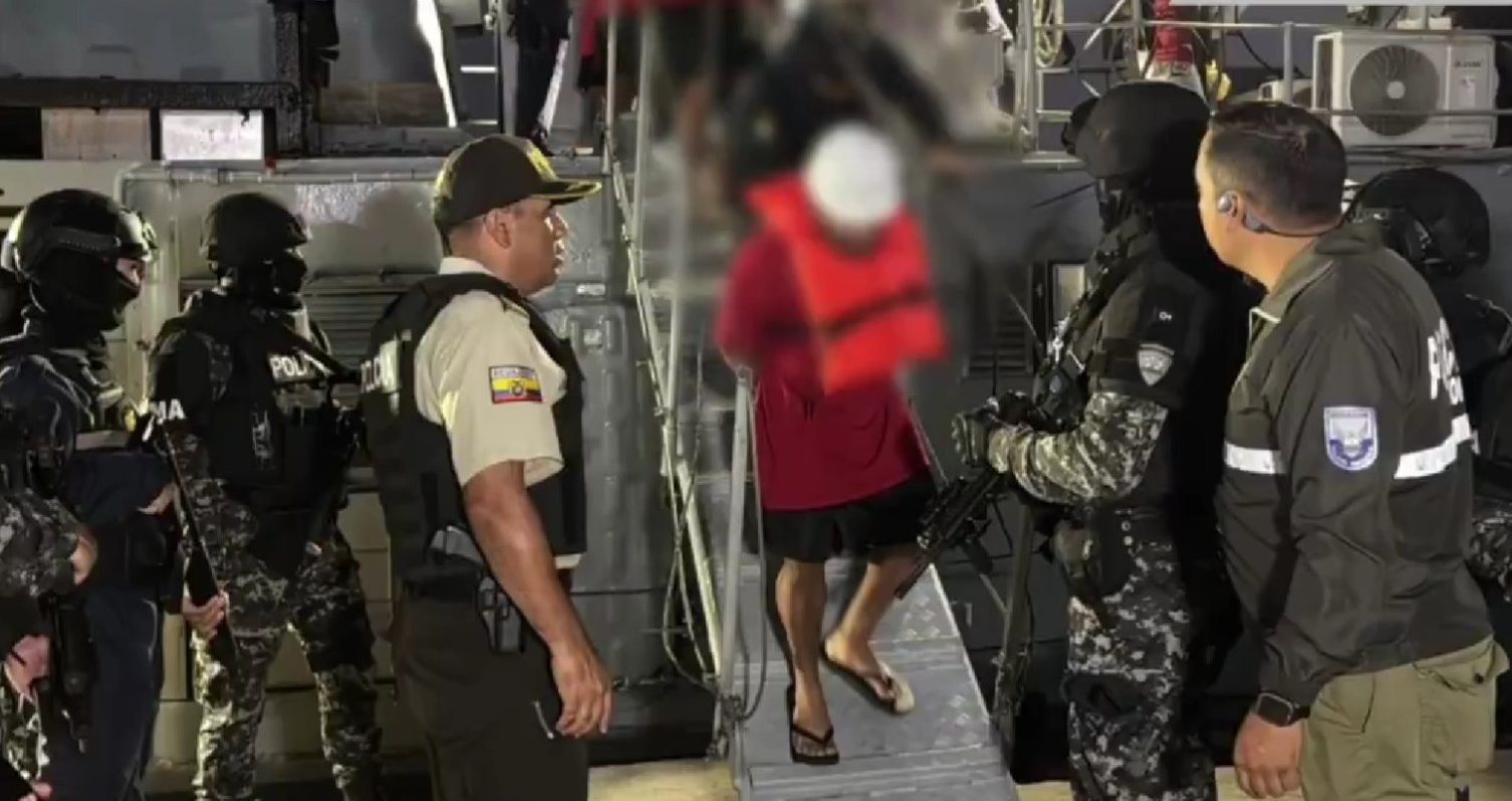 Ecuador detuvo a cuatro narcos e incautó dos toneladas de droga en operación con EEUU