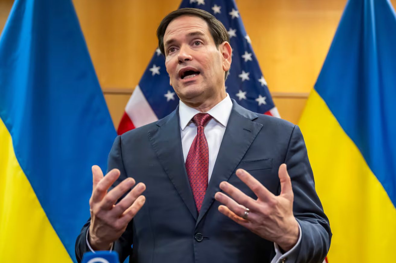 El doble papel de Marco Rubio: halcón en Venezuela, paloma en Ucrania
