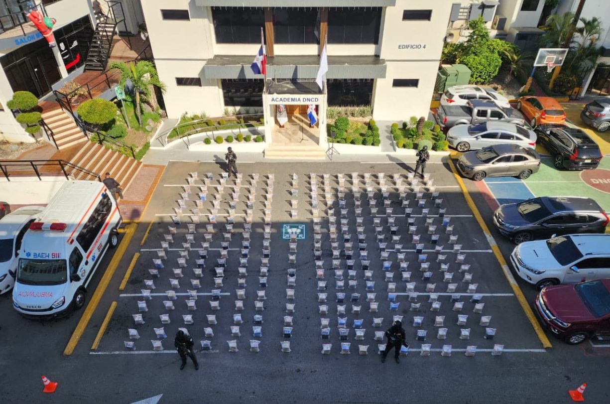 República Dominicana incautó más de 1,5 toneladas de cocaína en apoyo a la Operación Lanza del Sur