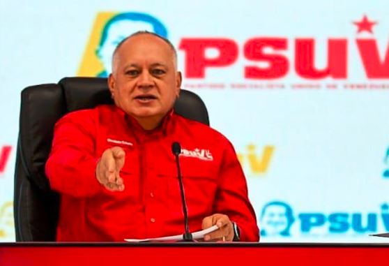 Diosdado Cabello negó vínculos del régimen chavista en atentados a venezolanos en Colombia y Chile