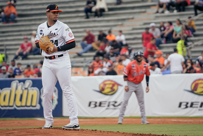 Águilas impusieron su condición de local para vencer a Caribes