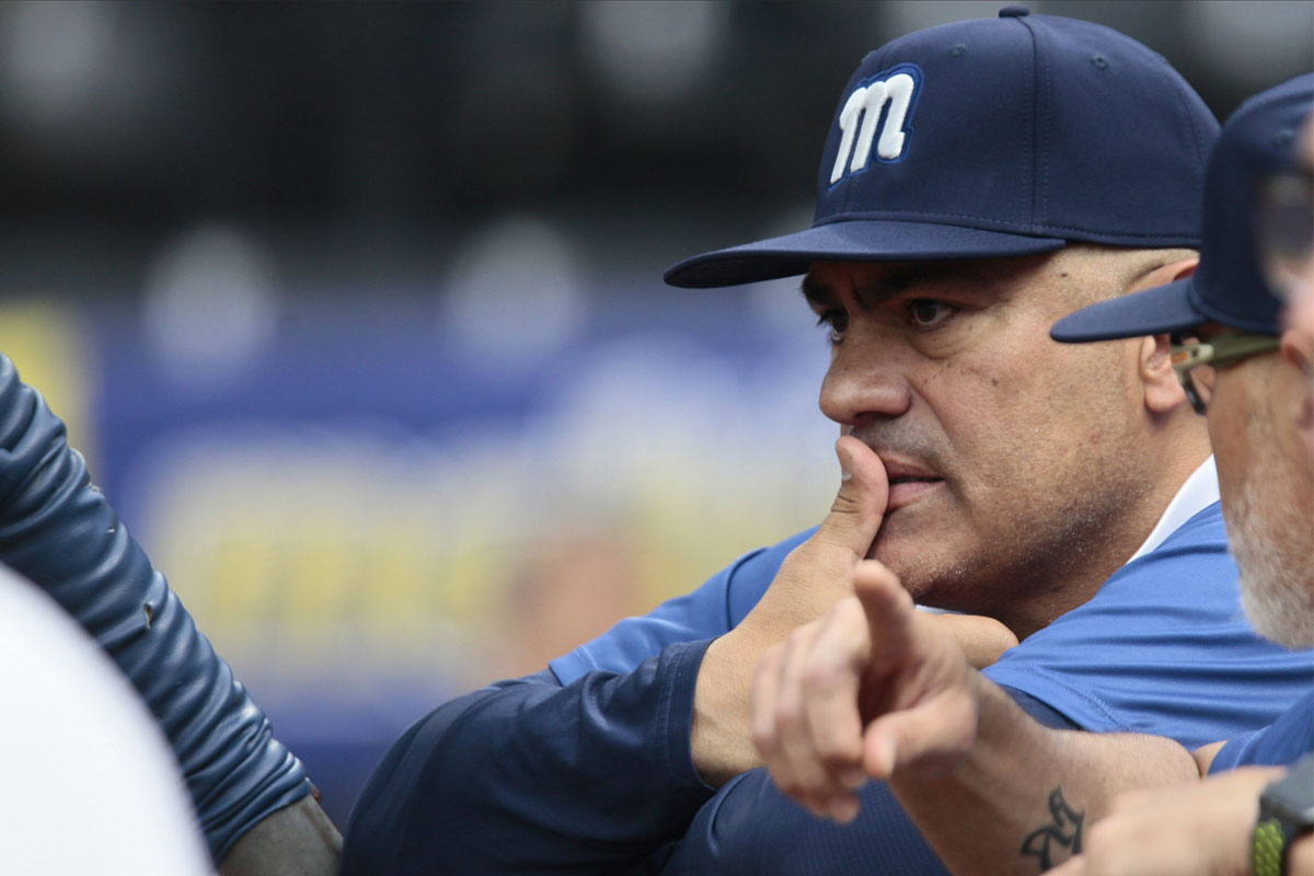 Navegantes del Magallanes despidieron a Eduardo Pérez tras mal arranque de temporada