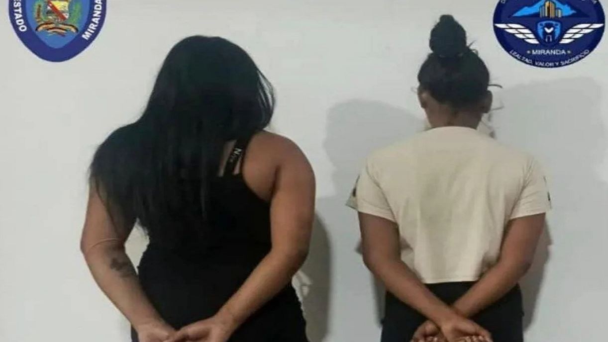 Atraparon a dos mujeres por agredir a hombre que cargaba a un bebé en Miranda (Video)