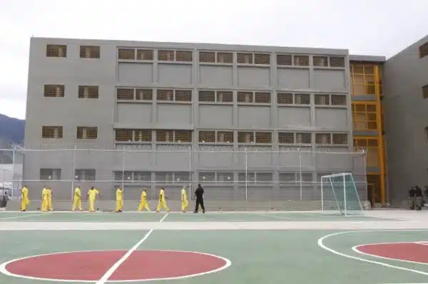 JEP Reports Abuse of Political Prisoners at El Rodeo Jail Amid Family Concerns