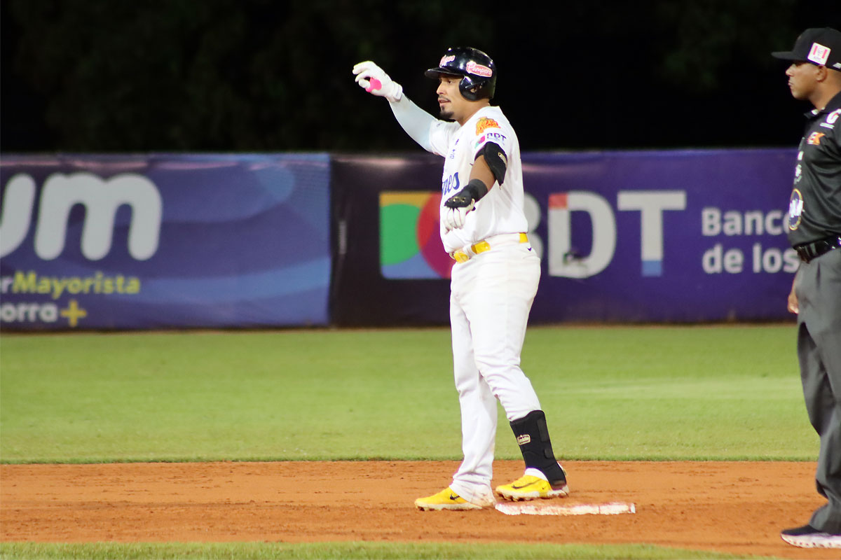 Tigres frenaron a Cardenales y se mantienen en la pelea por el primer lugar
