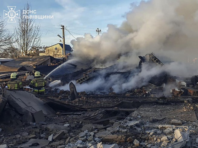 Nuevo ataque “masivo” ruso contra infraestructura portuaria y energética de Odesa