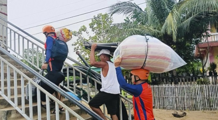 Taiwán eleva su alerta y evacúa a más de tres mil personas ante la llegada de tifón Fung-wong