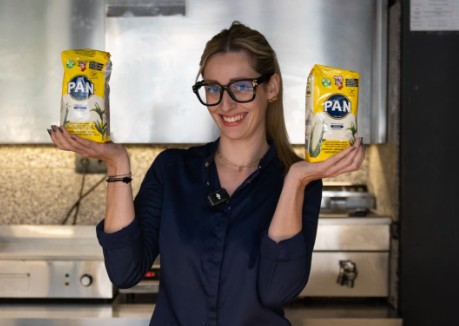 Fanni Molnár: la chef húngara que encontró en la arepa su nueva identidad culinaria (VIDEO)