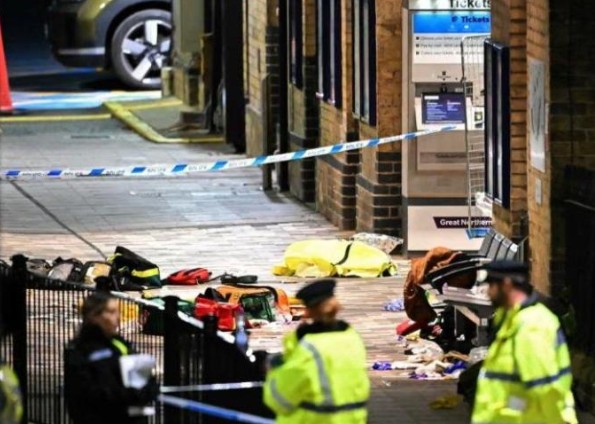 El apuñalamiento en el tren a Londres es «un incidente aislado», según ministro