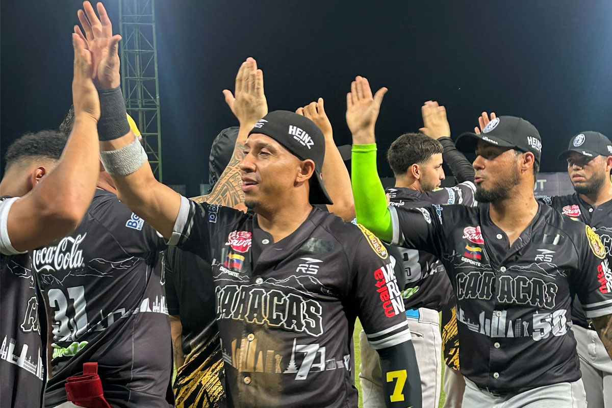 Leones apretaron a última hora para conseguir una necesitaba victoria ante Caribes