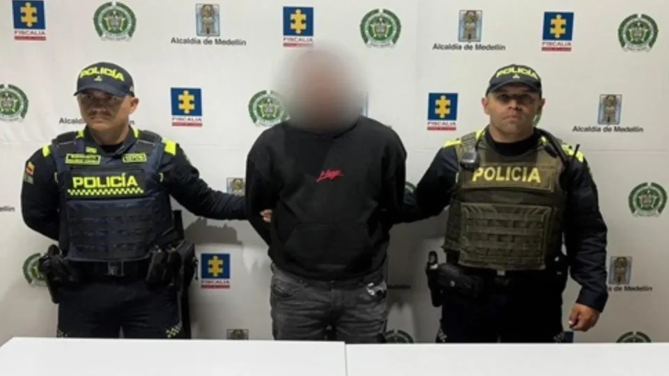 Capturado a alias "Fénix", coordinador de envío de droga entre el Clan del Golfo y organizaciones internacionales