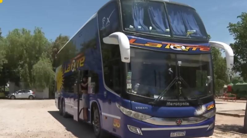 Tour de compras terminó en pesadilla: banda armada asaltó autobús con argentinos rumbo a Chile