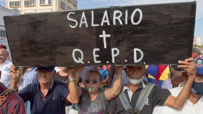 Profesor denunció que el trabajo en Venezuela se ha desvalorizado