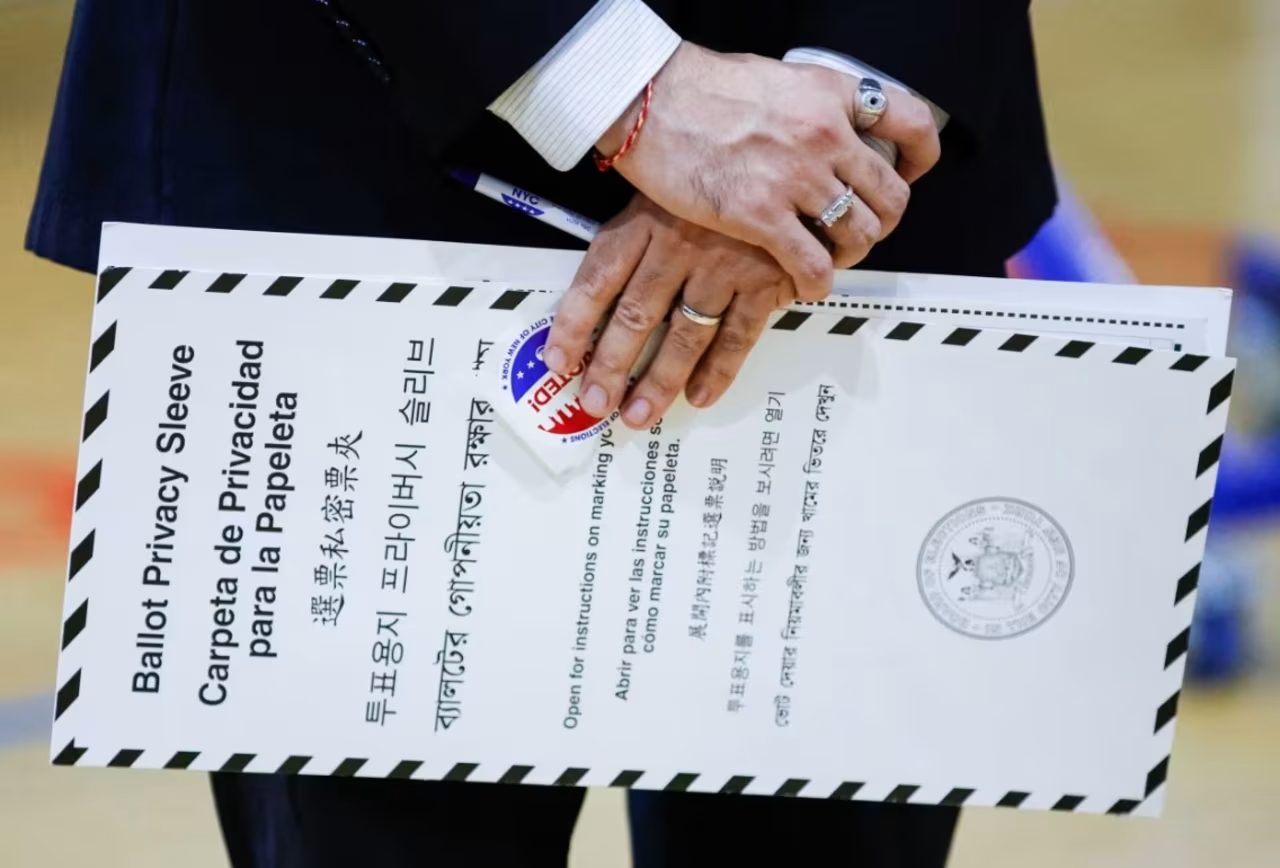 Por qué algunos candidatos aparecen dos veces en la boleta electoral para alcalde de Nueva York