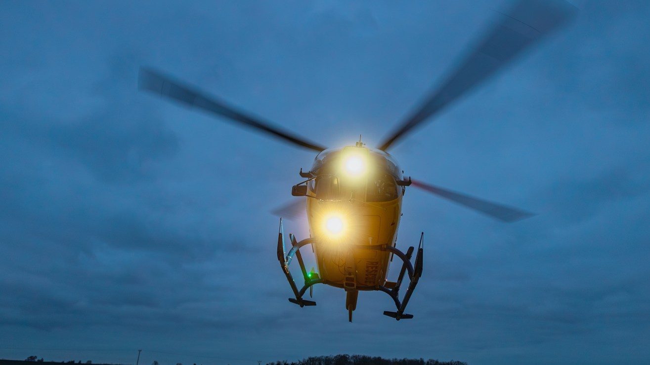 Helicóptero médico se estrelló cerca de Nashville: un tripulante murió y dos resultaron heridos