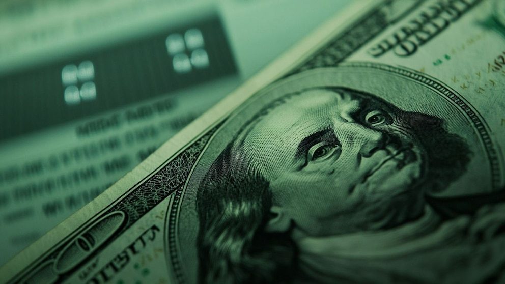 Nuevos cheques de dos mil dólares podrían llegar a hogares de EEUU: la decisión depende del Congreso