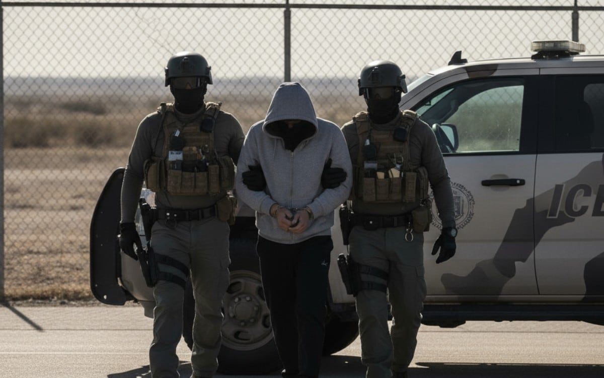 “Me siento traicionado”: el relato del inmigrante detenido en Texas pese a tener su green card en trámite