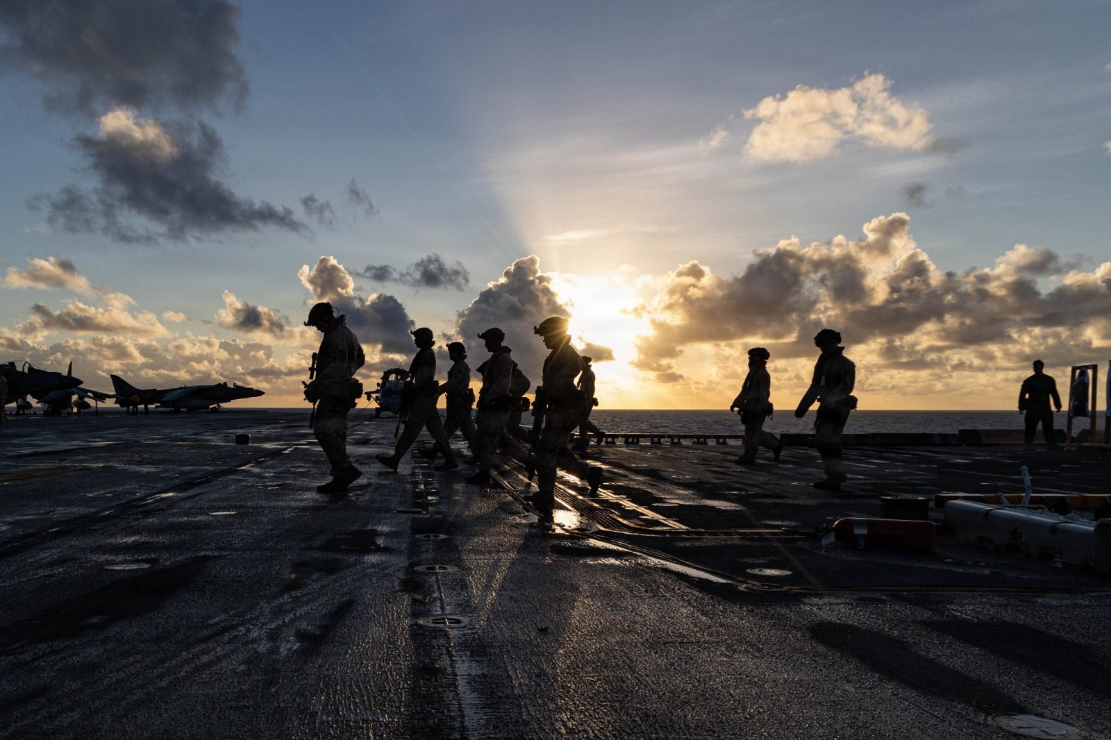 Fuego real: Marines de EEUU no bajan la guardia en el Caribe (FOTOS)