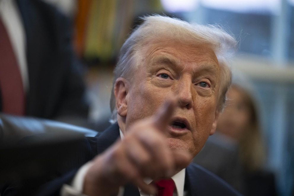 Trump lanzó dura advertencia a legisladores demócratas que instaron a militares a desobedecer órdenes