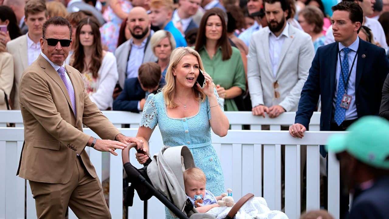 Karoline Leavitt reveló el momento más incómodo que vivió con su pareja 32 años mayor