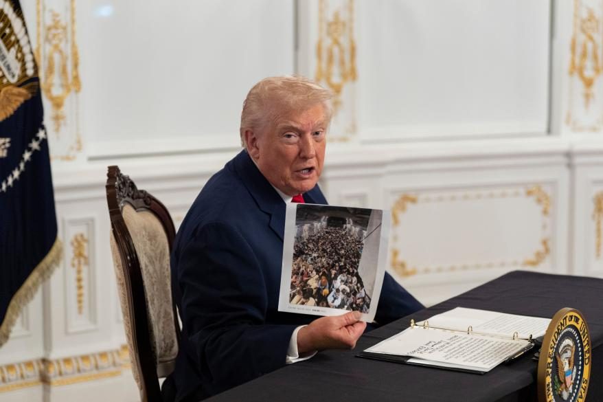 Trump afirma que EEUU pausará permanentemente la migración de todos los países del "Tercer Mundo"