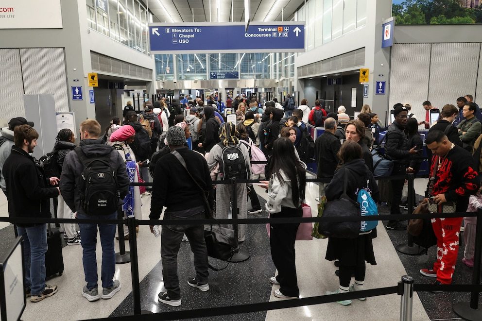 ¿Te pueden negar la entrada a EEUU? Lo que debes saber sobre los requisitos actualizados