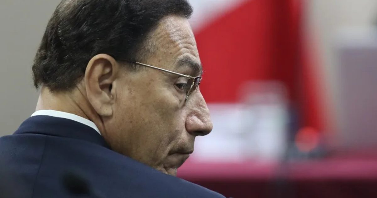 Expresidente peruano Martín Vizcarra llega a juzgado que dicta sentencia por presuntos sobornos