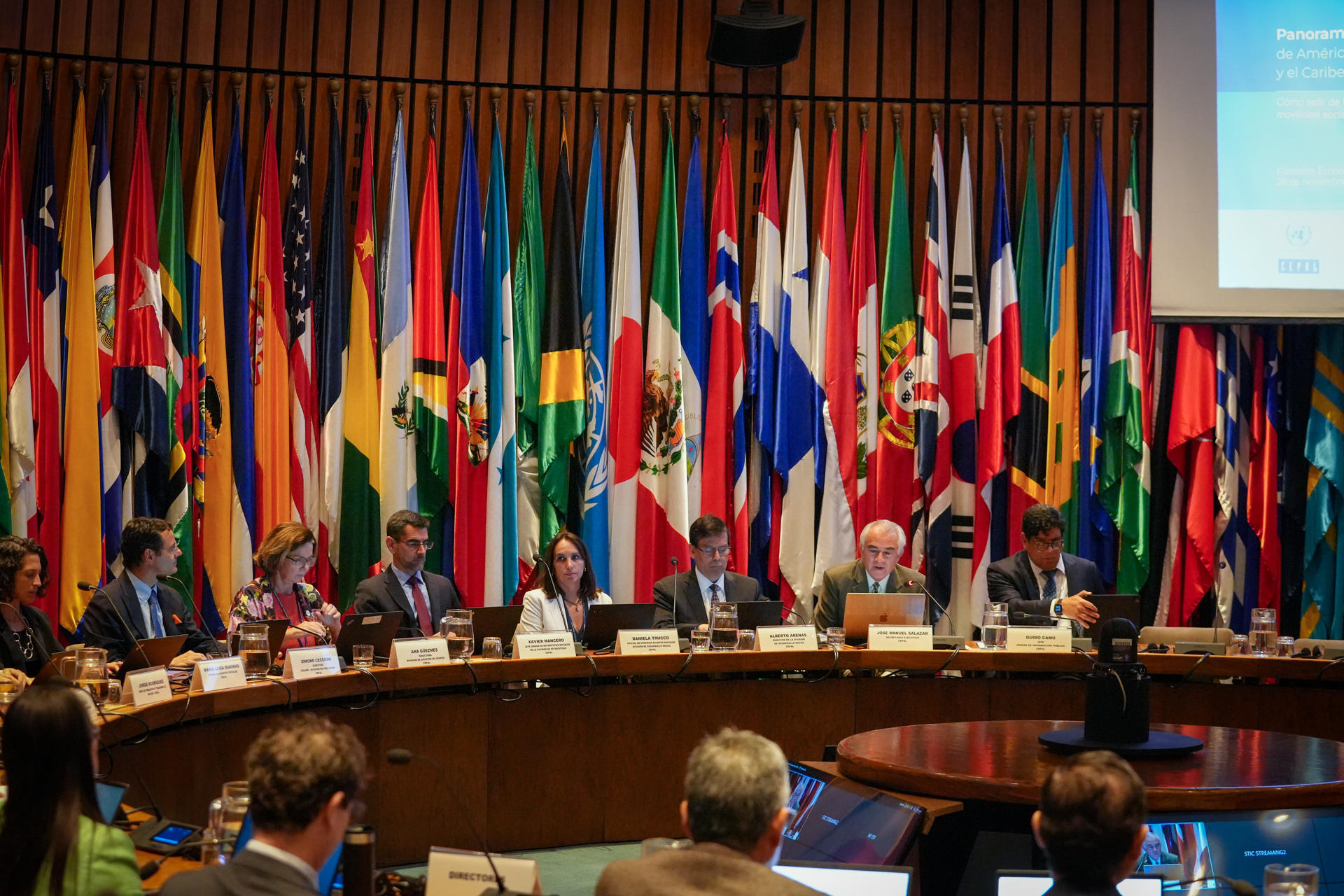 Latinoamérica registró en 2024 el nivel más bajo de pobreza desde que hay registros