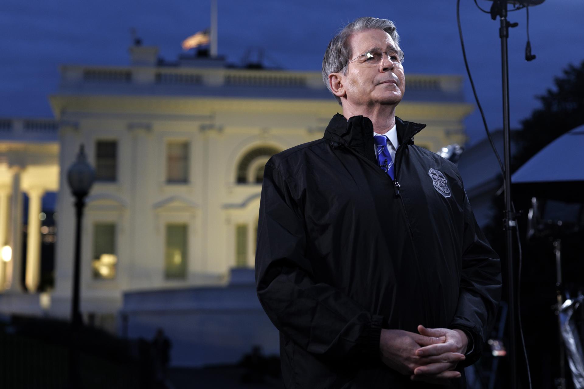 Scott Bessent: Si pasa algo en Venezuela podríamos ver cómo los precios del petróleo bajan más