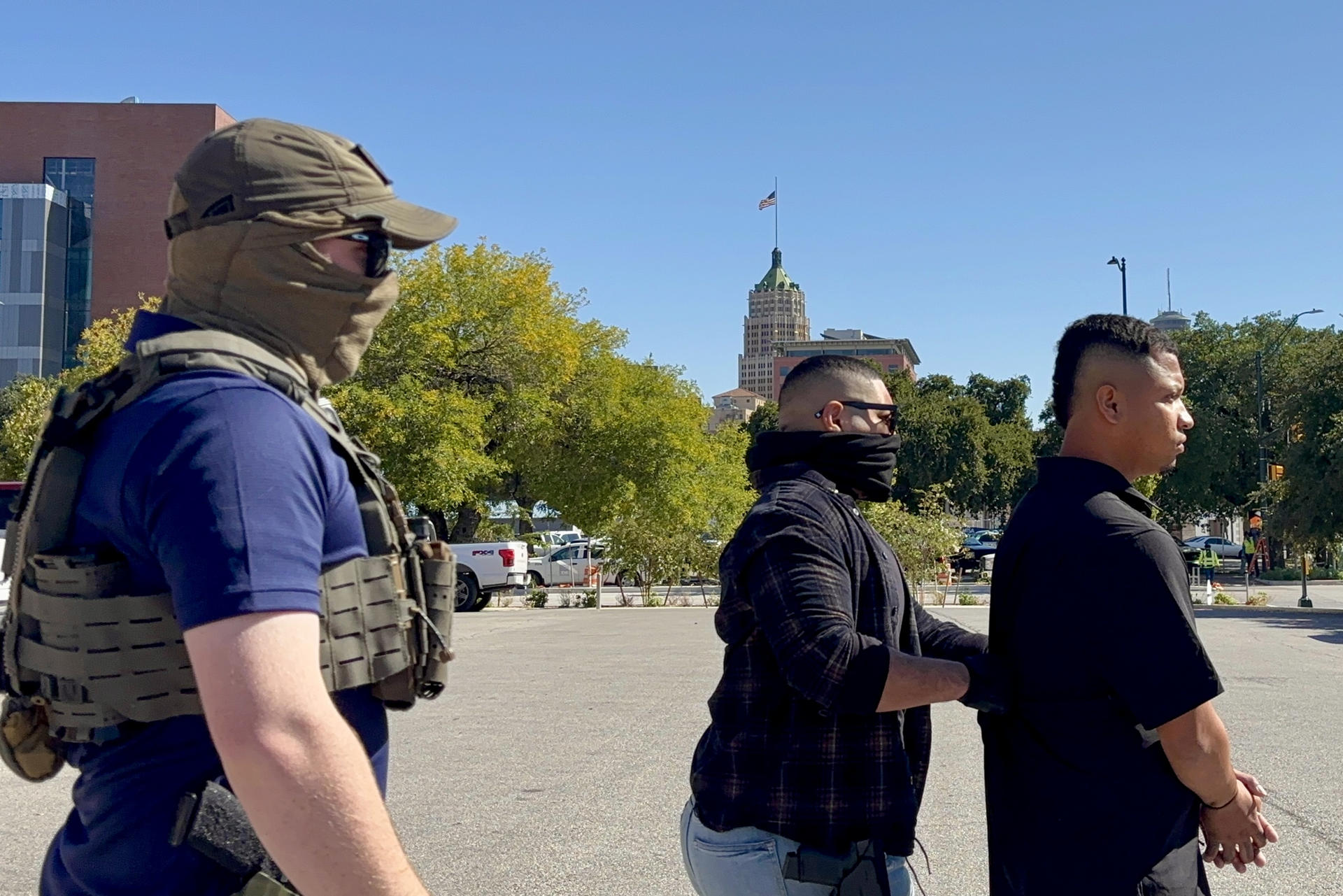 Venezolanos estaban entre los 230 migrantes arrestados en Florida por presuntos "crímenes sexuales"