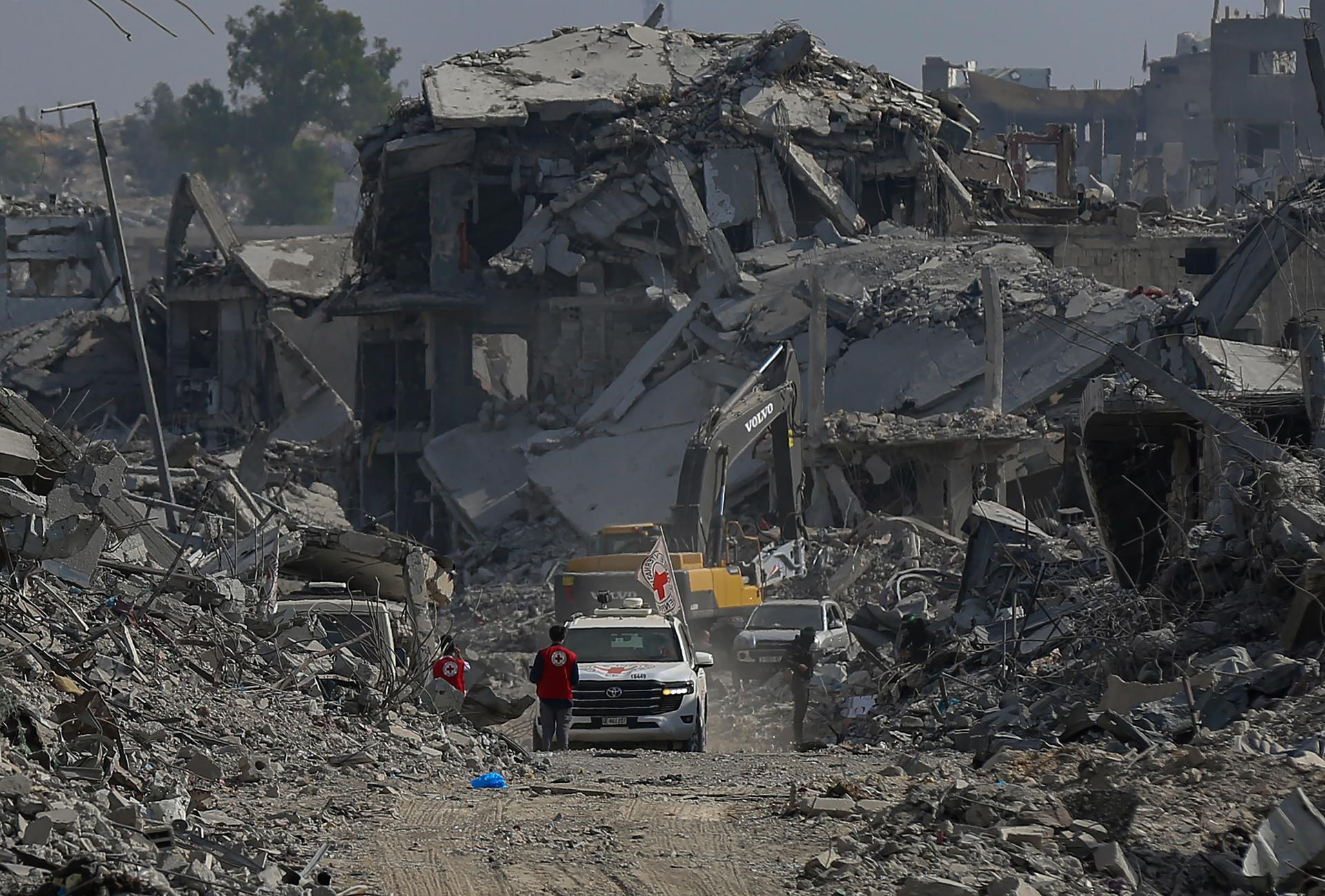 Israel devuelve los cuerpos de 45 palestinos a Gaza a cambio de los entregados