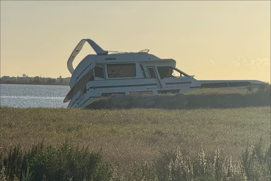 El misterio del barco abandonado en Texas: la disputa que lleva más de un año sin resolverse