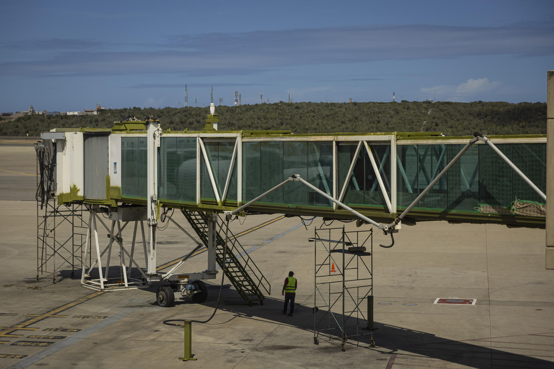 Vuelos semanales de Venezuela al exterior cayeron tras fin de concesiones a aerolíneas