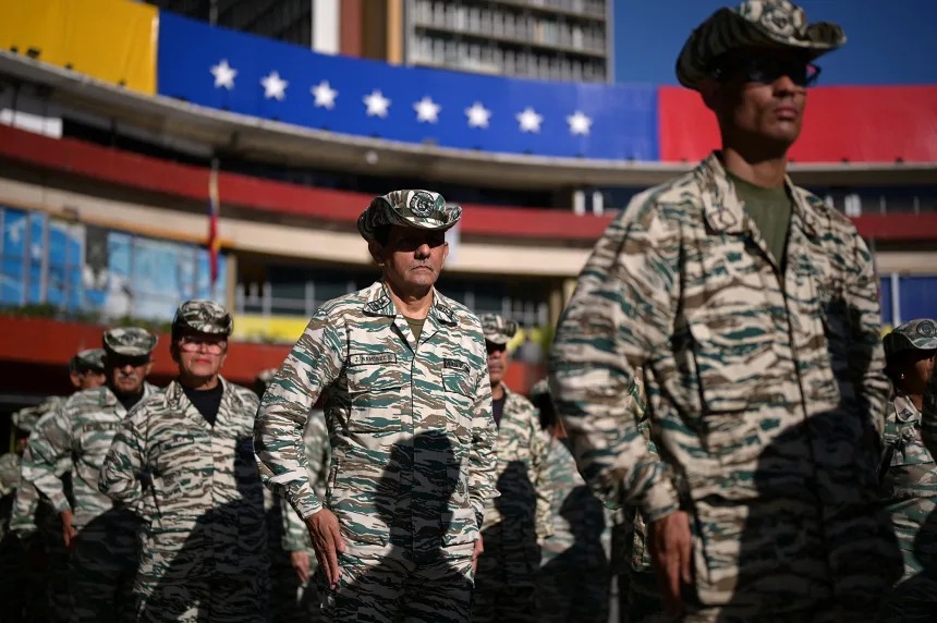 CNN: Cómo se compara el envejecido ejército venezolano de la era soviética con las fuerzas de EEUU en el Caribe