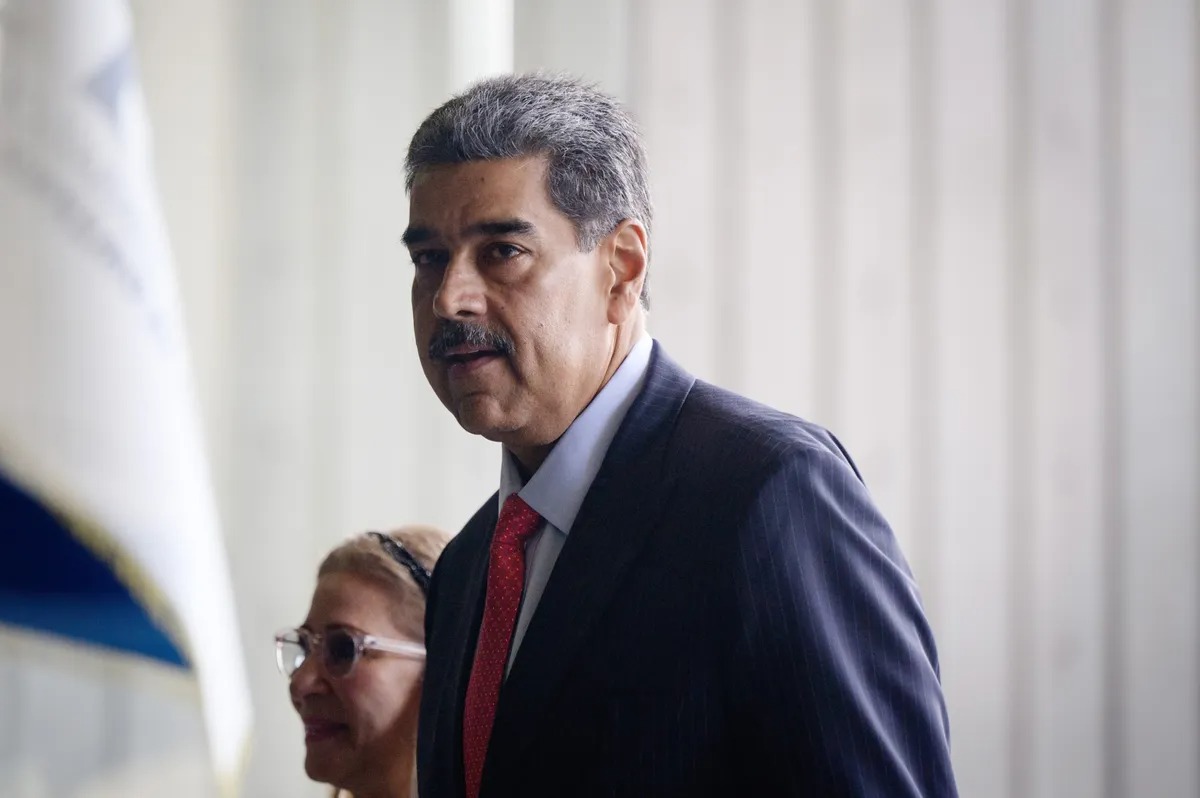 El temor de Maduro ante el cerco de EEUU: ahora dice que Venezuela cuenta con un poder militar "modesto"