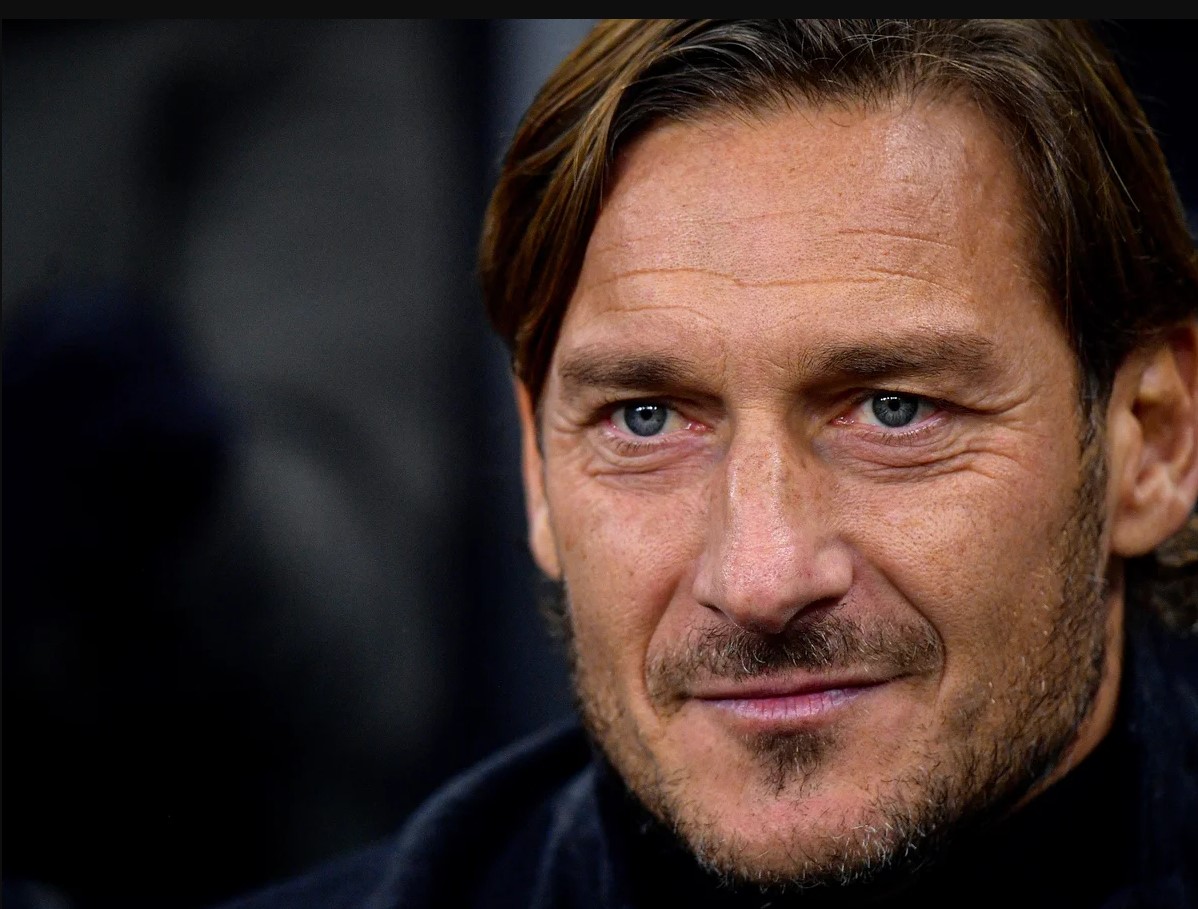 Investigan a Francesco Totti por presunto abandono de su hija