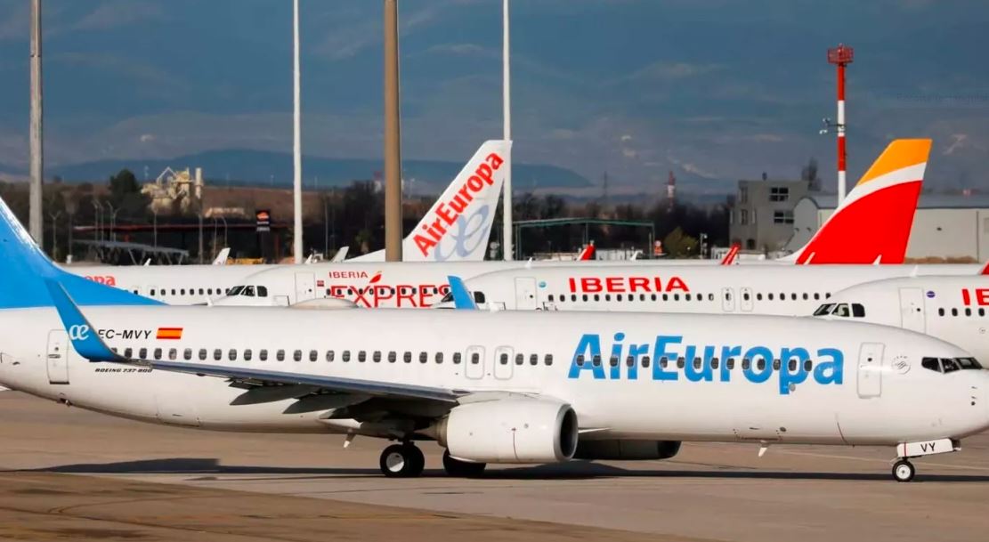 España emitió Notam que desaconseja volar hacia Venezuela por operaciones militares de EEUU